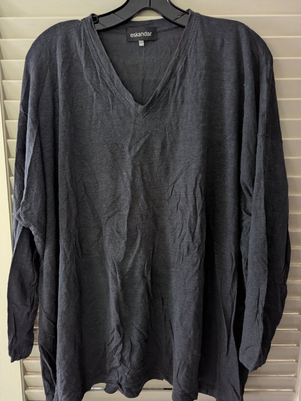 Eskandar linen top
